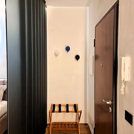 Free Parking - N8 Urban Loft *