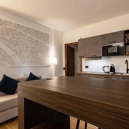 Free Parking - N8 Urban Loft Verona