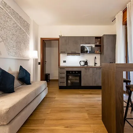 N8 Urban Loft *