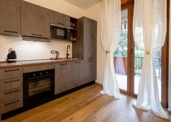 Apartment Free Parking - N8 Urban Loft