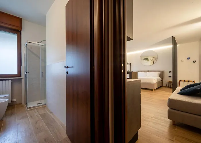 Free Parking - N8 Urban Loft Apartment Verona