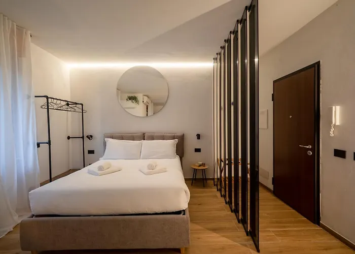 Free Parking - N8 Urban Loft Apartment *