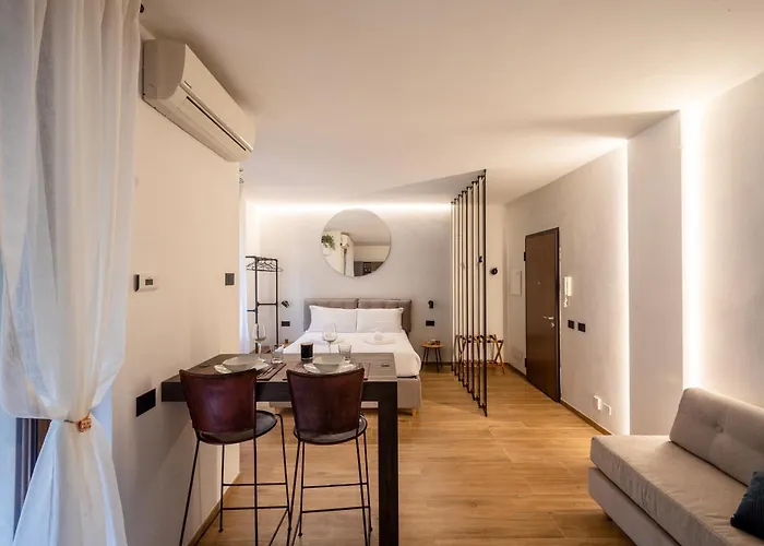 Apartment Free Parking - N8 Urban Loft *